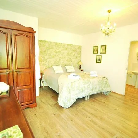 52 Eymet